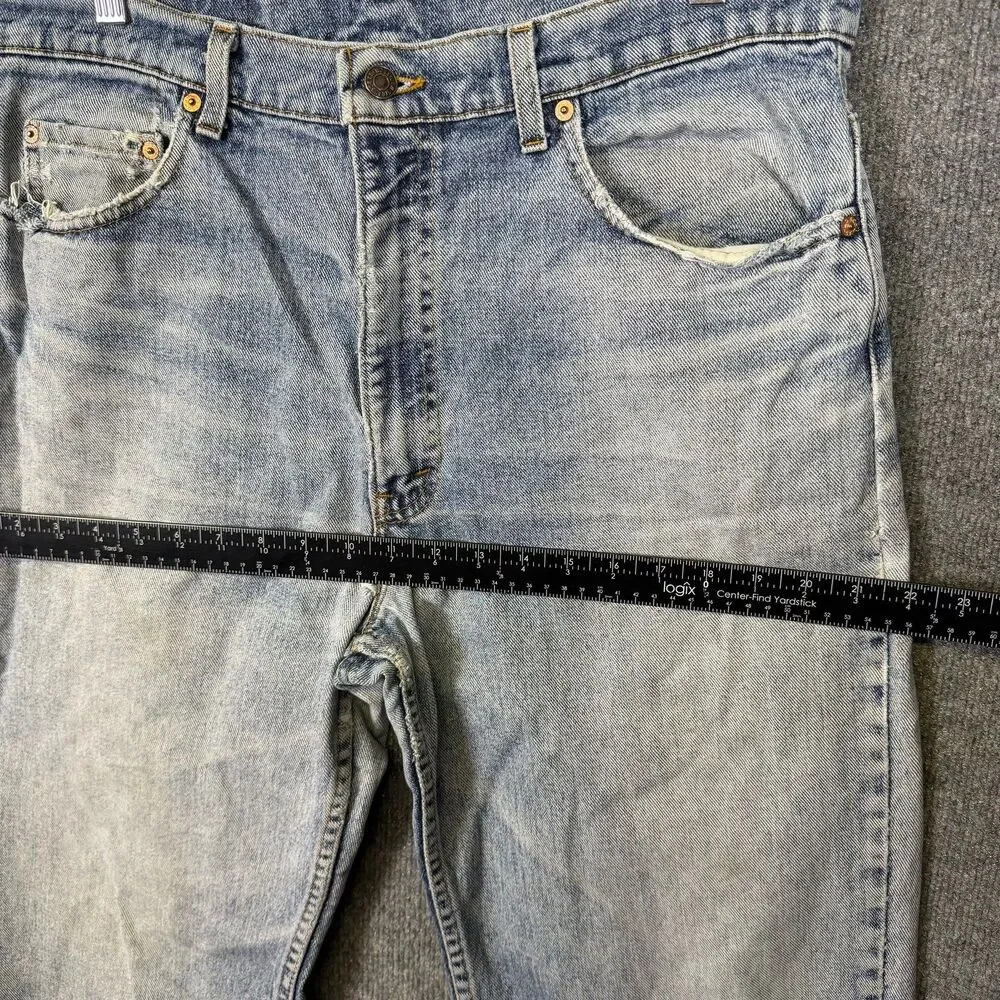 Vintage Levi's 550 Men's Jeans 38x32(36x31) Light Wash Denim Distressed Tapered
